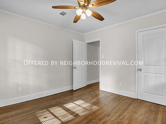 3rd image of 1092 Minor St