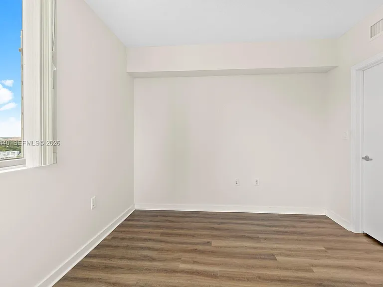9055 SW 73rd Ct #1506 — Photo 7
