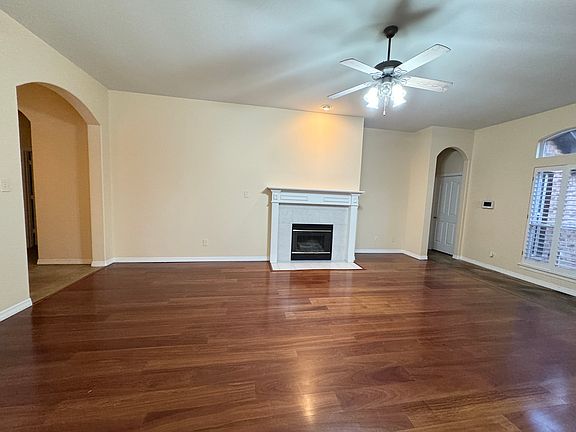 4th image of 11923 Shoal Creek Dr