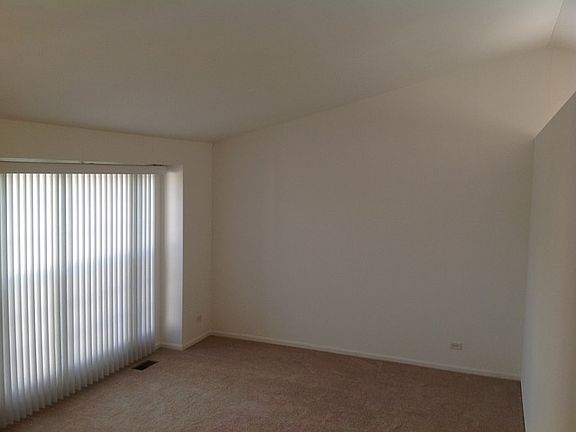 2nd image of 460 Bluebird Dr