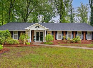 2810 Saint Claire Rd, Winston Salem, NC 27106