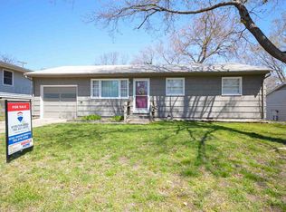 734 W Pine St, Junction City, KS 66441