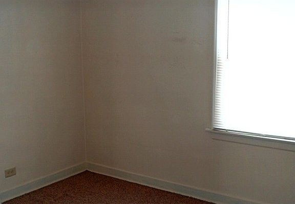 5th image of 13109 S Avenue O