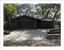 2nd image of 9625 Hidden Oaks Cir