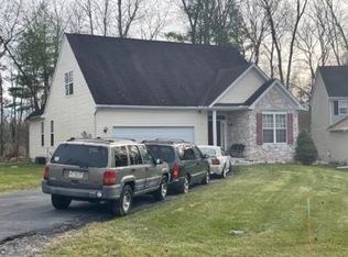 317 Witness Tree Ct, East Stroudsburg, PA 18301