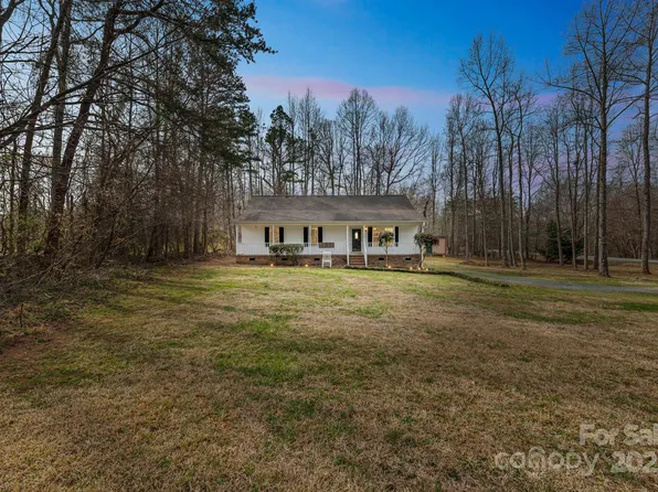 1419 High Ridge Dr, Mebane, NC 27302