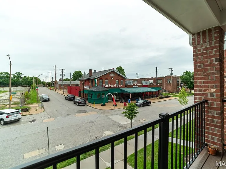 5004 Daggett Ave — Photo 15