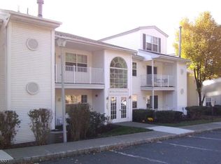71 Crestview Ln #1934, Mount Arlington, NJ 07856