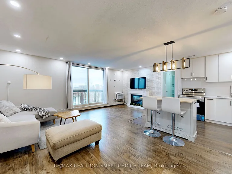 895 Kennedy Rd #505 — Photo 13