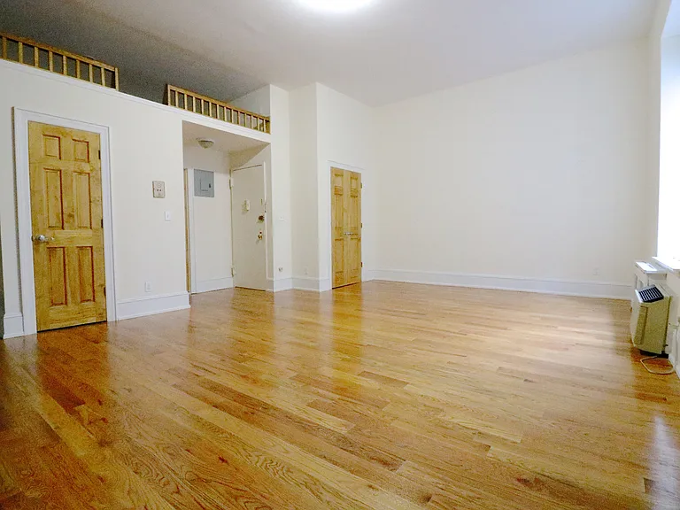 118 W 74th St #2B — Photo 5
