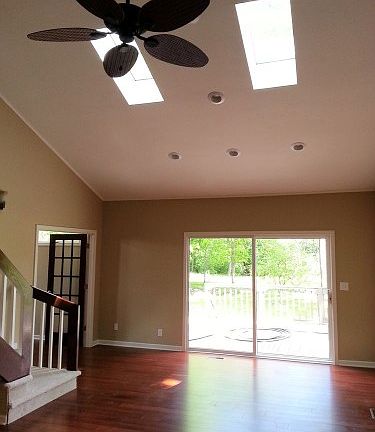 4th image of 3720 Jennings Dr