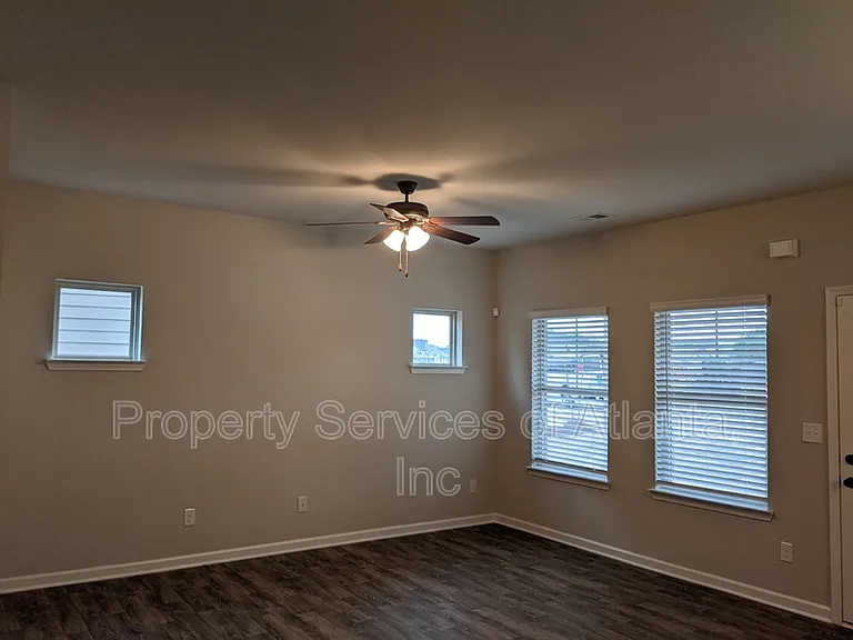 738 Galveston Way — Photo 7