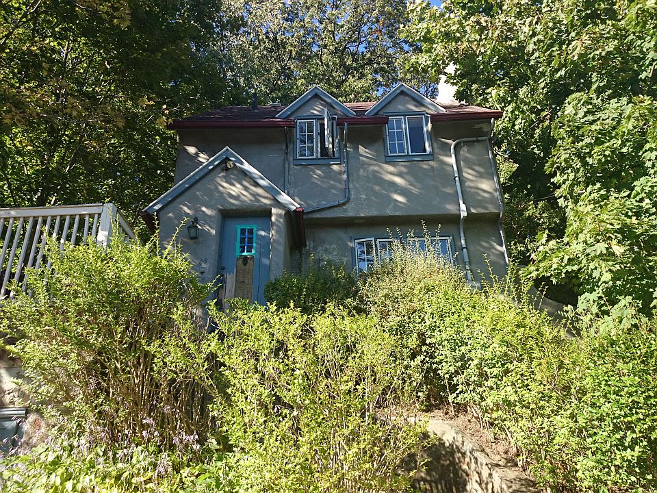2nd image of 43 Leamington Rd