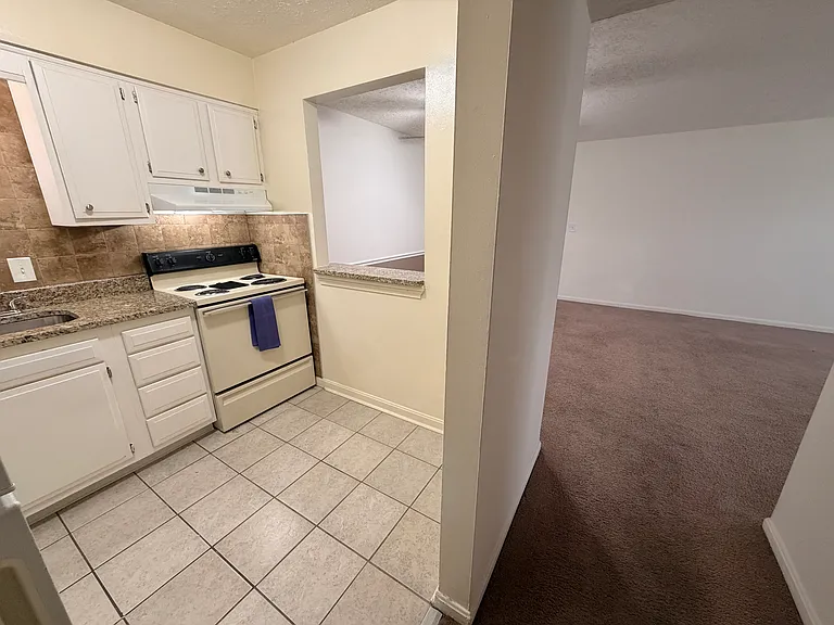 Countrybrook Apartments — Photo 106