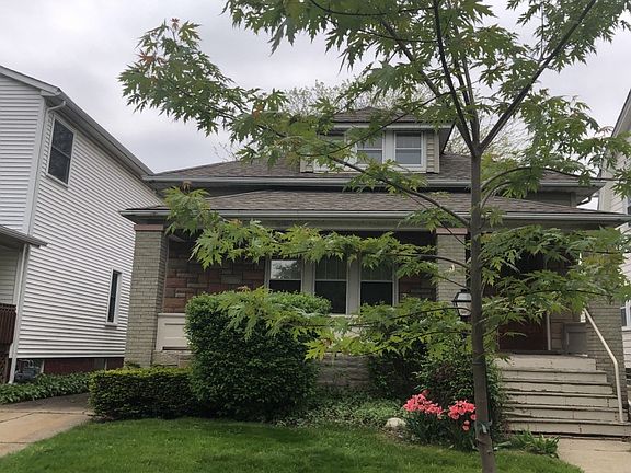 2nd image of 1319 Beaconsfield Ave