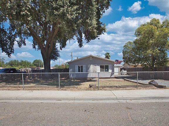3rd image of 414 B St