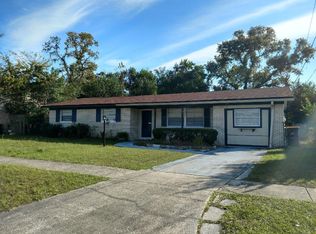 7826 Jaguar Dr, Jacksonville, FL 32244