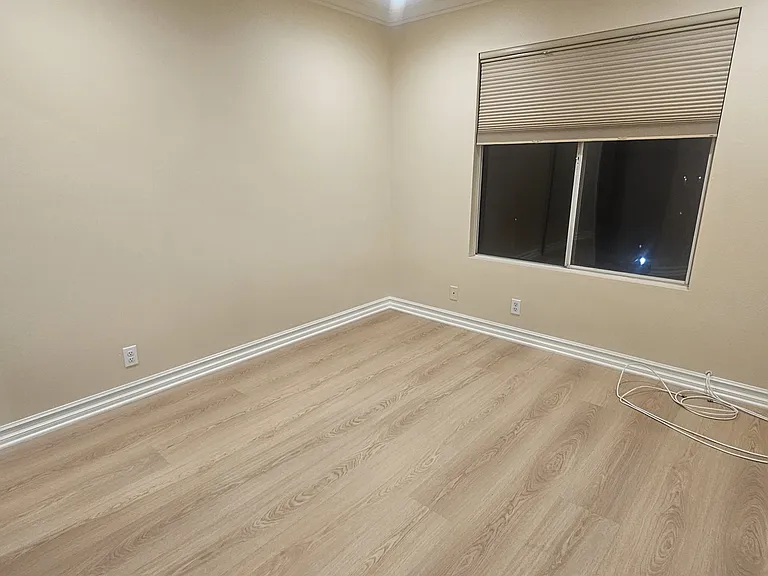8162 Constantine Dr — Photo 17