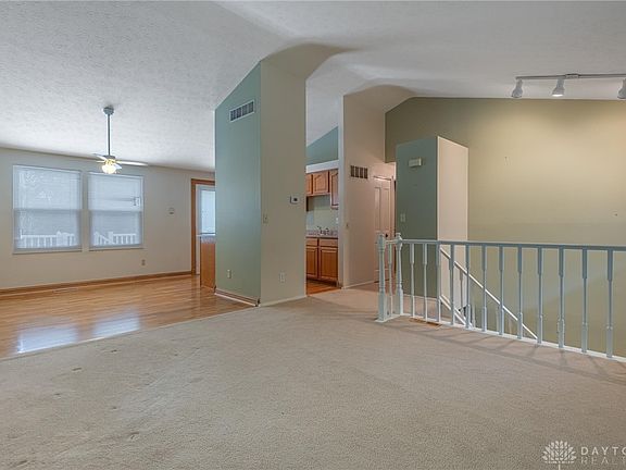 3rd image of 8294 Creek Woods Pl
