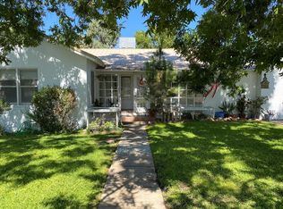 903 E Avenue A, Alpine, TX 79830