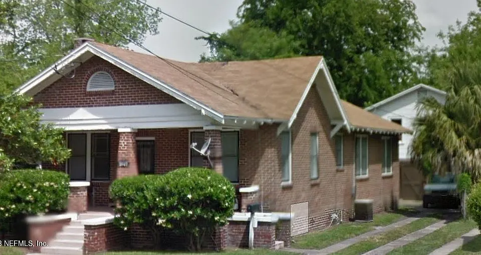 2135 Dellwood Ave