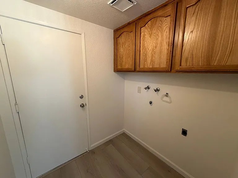 872 Shellwood Way — Photo 20