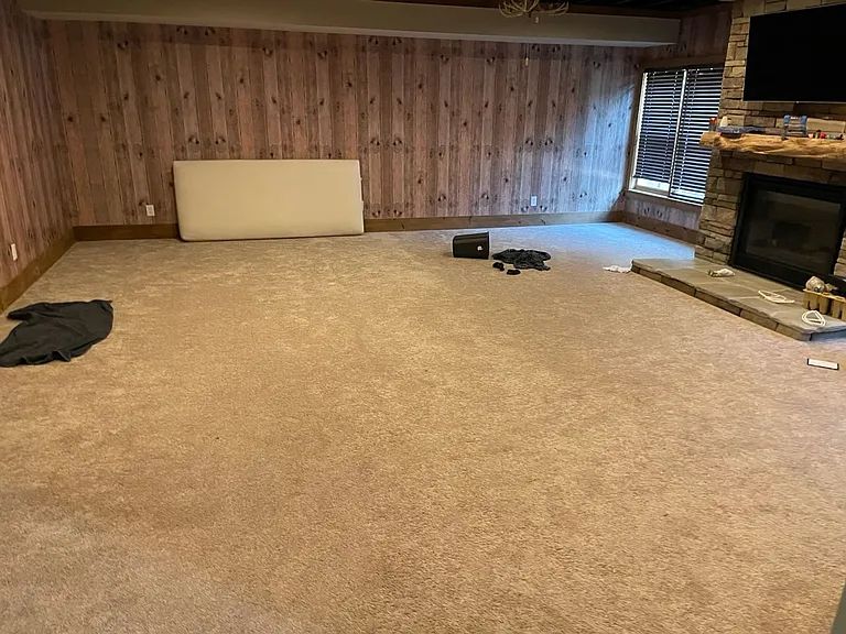 1051 Robinson Ct — Photo 20