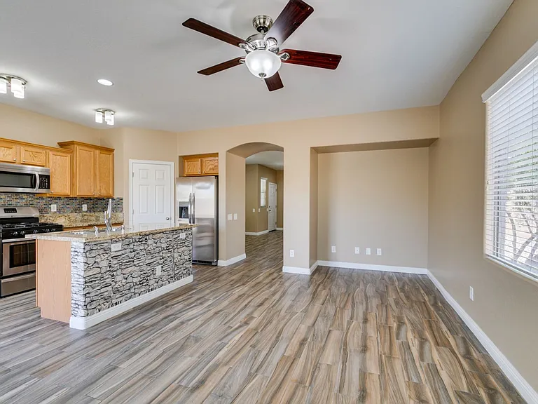 8944 Bandinella Ave — Photo 18