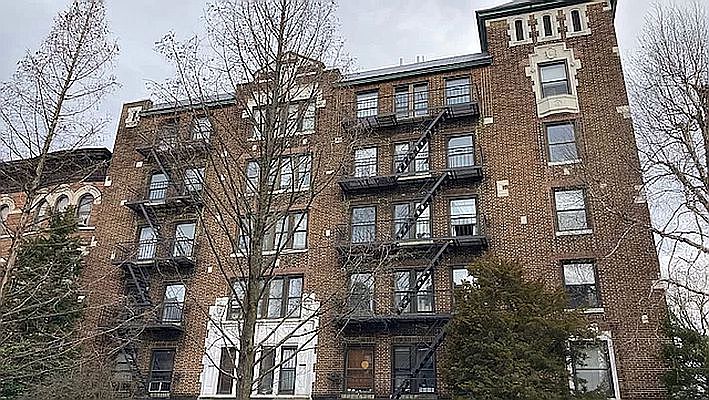 1st image of 300 8th Ave APT 5M