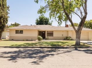 2800 Summer Ln, Madera, CA 93637