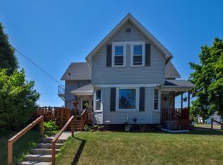 925 N 22nd St, Manitowoc, WI 54220