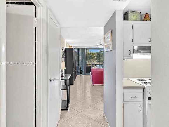 3rd image of 20400 W Country Club Dr APT 317