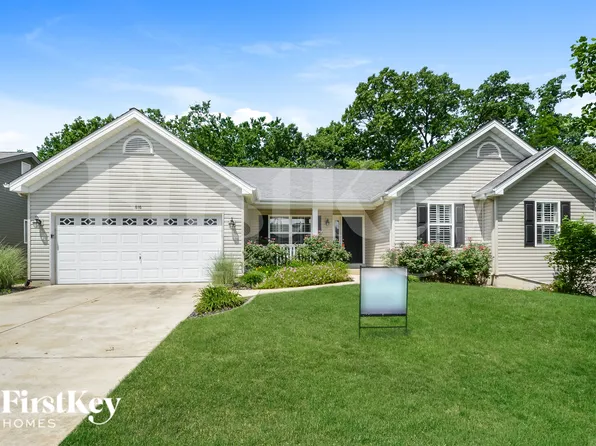 616 Autumnwood Forest Dr, Lake Saint Louis, MO 63367