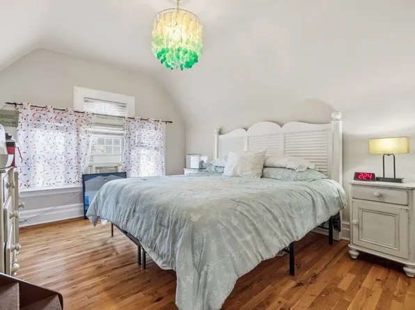 99 Bentley Avenue image 39 of 50