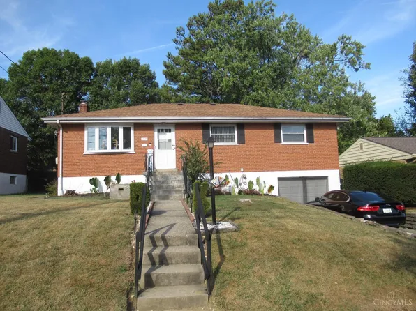 8449 Mockingbird Ln, Cincinnati, OH 45231