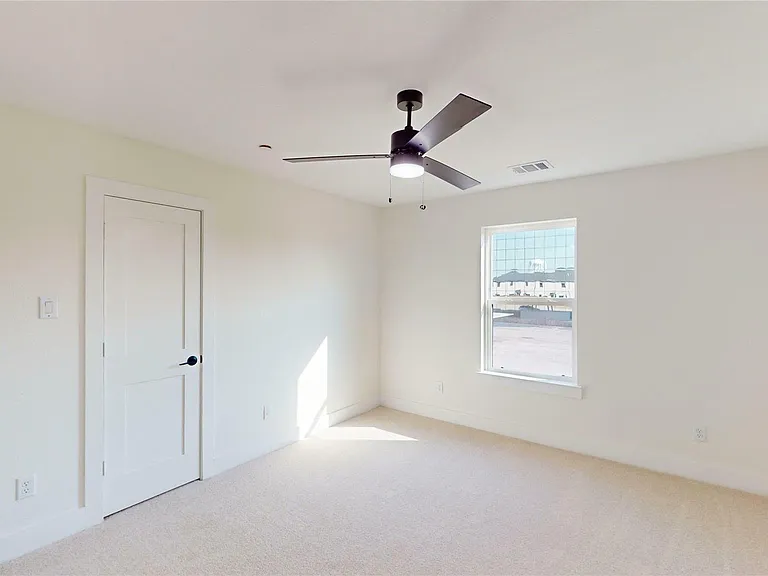 4416 Fatima Dr — Photo 24