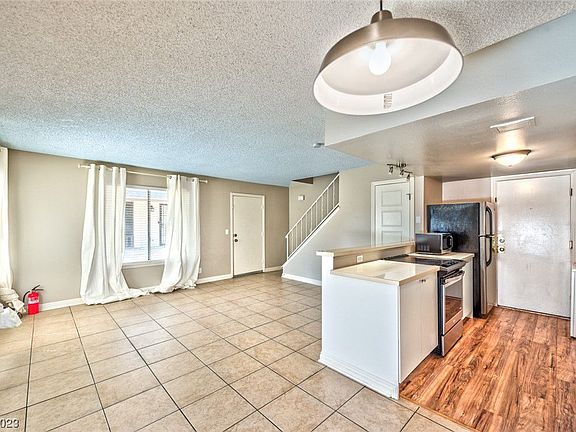 4th image of 1400 Lorilyn Ave Unit 2