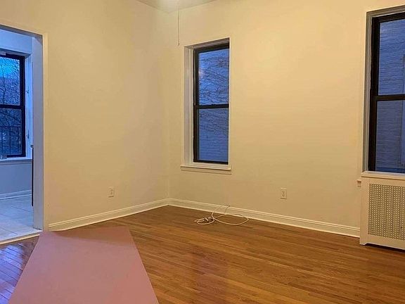 3rd image of 515 Park Pl APT 3A