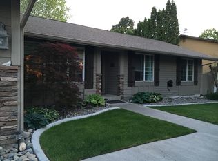 8025 W Grand Ronde Ave, Kennewick, WA 99336