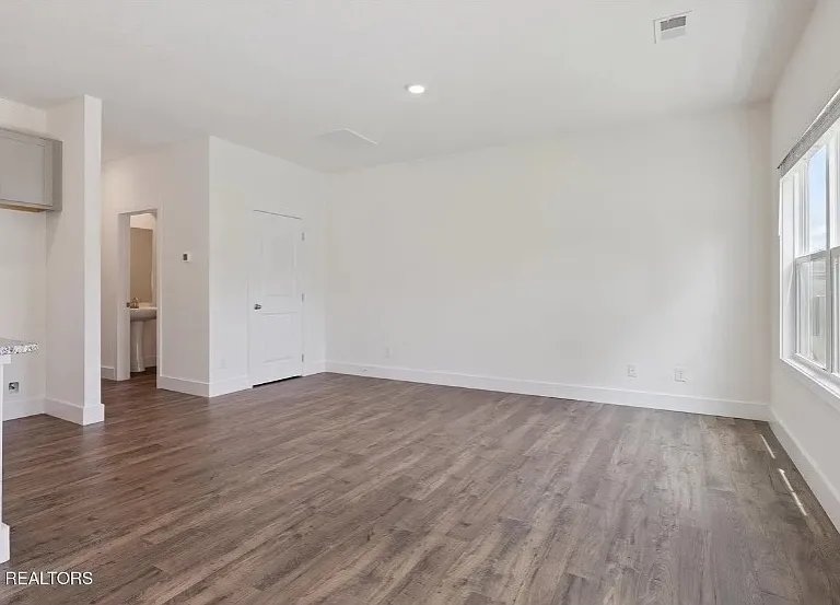 3567 Bisham Wood Ln — Photo 11