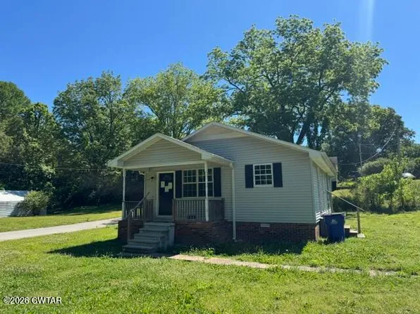 364 N Cedar St, Dresden, TN 38225