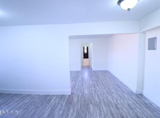 13261 Sanford Ave APT 6D, Flushing, NY 11355