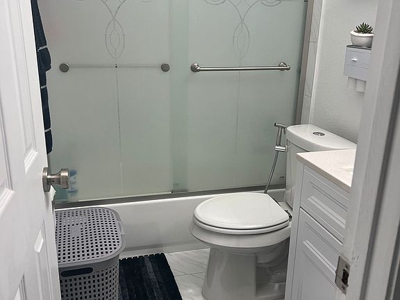 2nd image of 4854 S Semoran Blvd APT 2203