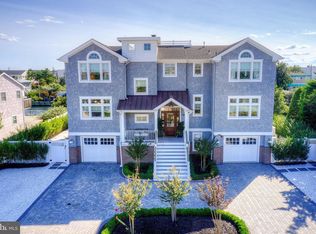 16 Beacon Dr, Beach Haven, NJ 08008