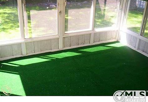 SUN ROOM.jpg