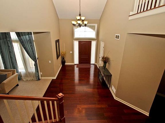 2nd image of 10893 Maple Blvd