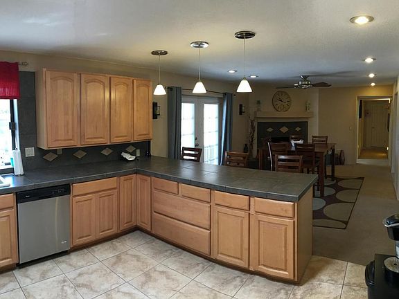 4th image of 5021 N Stonehouse Pl