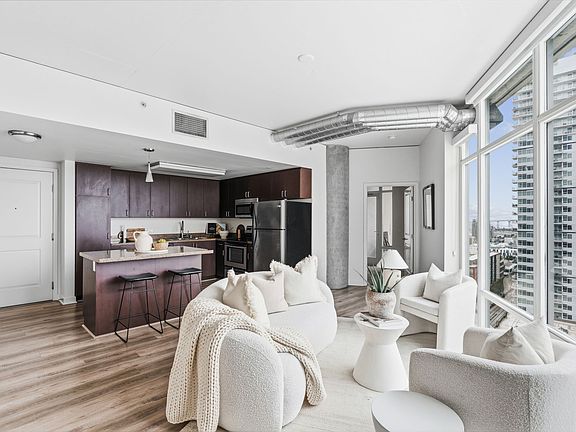 5th image of 1080 Park Blvd Unit 1416
