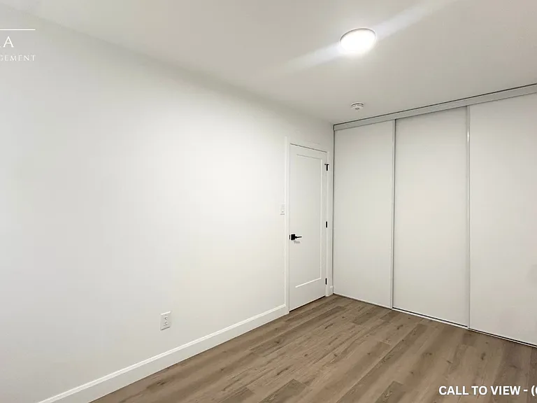 1415 Commissioners Rd W #2 — Photo 13