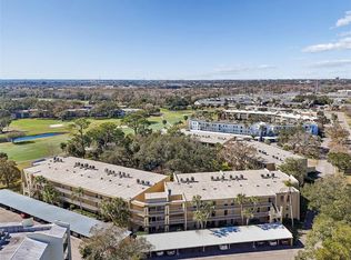 225 Country Club Dr APT E148, Largo, FL 33771